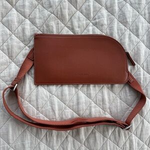 Everlane Cactus Leather Sling Crossbody Bag - Brown